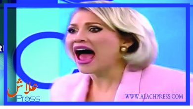 صورة بالفيديو: فتاة عارية تقتحم قناة تلفزيونية وتهاجم مذيعة على الهواء