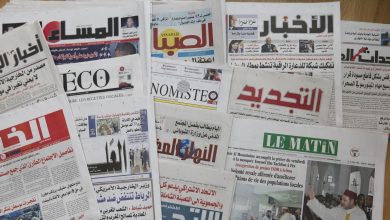 صورة رصيف الصحافة الاسبوعية: المشروبات الكحولية في نشاط رسمي داخل وزارة مغربية