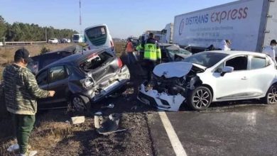 صورة بالصور .. تصادم بين ازيد من 22 سيارة وحافلة بالطريق السيار يخلف قتيل واصابات