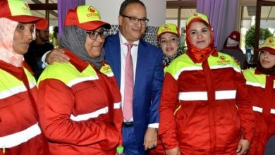 صورة كعادتها دائمآ .. أوزون تتوج ملكة جمال عاملات النظافة وتحتفي بالنساء في يومهن الأممي