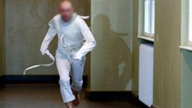 صورة فرار خمس مدانين جنائيا إلى مستشفى للأمراض العقلية