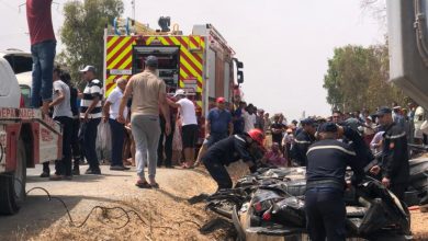 صورة بالصور مأساة ببوزنيقة.. شاحنة تدهس سيارة بداخلها شخصين يعملان بغابة القصر الملكي