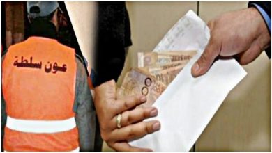 صورة فضيحة نصب واحتيال تتسبب في إيداع أعوان سلطة وسيدة السجن المحلي لسطات