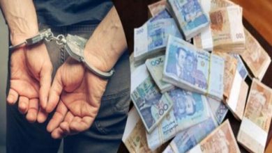 صورة اعتقال مستخدم بشركة كبرى متورط في اختلاس ما يقارب “مليار ونصف”