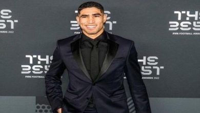 صورة حكيمي ضمن التشكيل المثالي لجائزة “ذات بيست 2022”