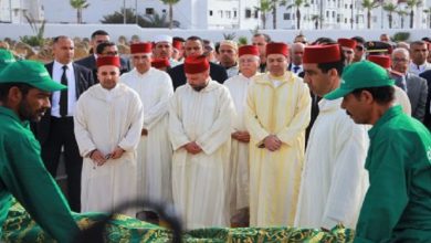 صورة حضور صاحب السمو الملكي الأمير مولاي رشيد في تشييع جثمان الراحل خالد الناصري، وزير الاتصال الأسبق والقيادي السابق بحزب التقدم والاشتراكية.