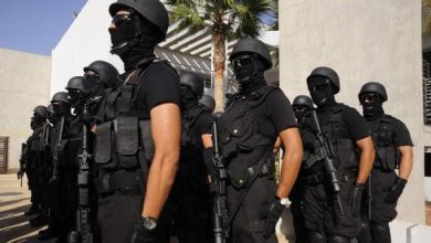 صورة عملية أمنية لفرقة مكافحة العصابات تقود إلى الإيقاع بصيد ثمين بالعيون