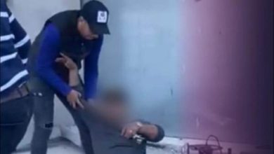 صورة الاعتداء على قائد بطنجة خلال تدخله لتحرير الملك العمومي