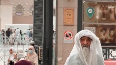 صورة فيديو وصور لرجل مٌسن باكستاني بزيه التقليدي يثير ردود أفعال على مواقع التواصل الاجتماعي