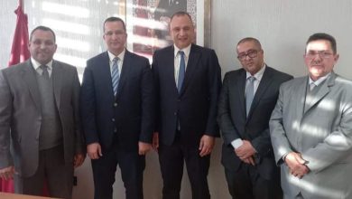 صورة زيارة عمل للرباط لتدارس مشكل التشغيل بالسمارة