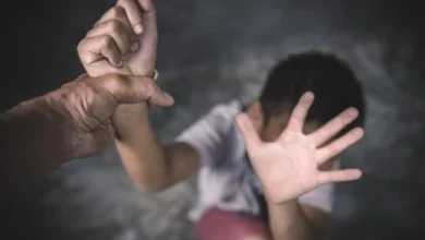 صورة ضبط “بيدوفيل” خمسيني متلبسا باستغلال مشردين قاصرين جنسيا وتصويرهم بطنجة