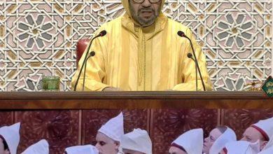 صورة الملك محمد السادس يفتتح الدورة التشريعية للبرلمان بحضور  رئيس البنك الدولي ومديرة صندوق النقد الدولي في سابقة تاريخية