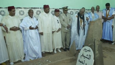 صورة الحاجب الملكي في زيارة رسمية لزوايا الصحراء بالسمارة: