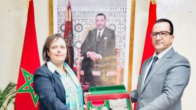 صورة بالرباط الوزيرة عواطف حيار تستقبل رئيس الجماعة الحضرية السمارة: