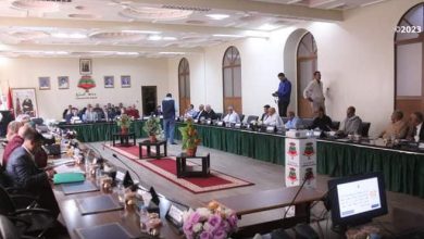 صورة تنظيم أشغال الدورة الاستثنائية للجماعة الحضرية بالسمارة: