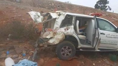 صورة بالصور… انقلاب سيارة إسعاف يودي بحياة مريض ضواحي تيزنيت