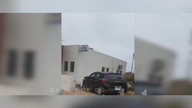 صورة سائق متهور في حالة سكر يصيب مارة قبل أن يصطدم بمخفر الشرطة بأكادير