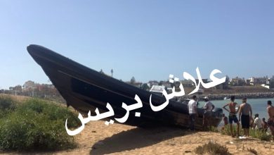 صورة زورق من الحجم الكبير يستنفر سلطات ودرك بوزنيقة