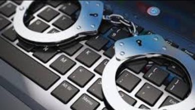 صورة إدانة ثلاثة متهمين بتهم تتعلق بالابتزاز والاحتيال الإلكتروني بخنيفرة على عشرات الضحايا عبر منصة مشبوهة تُعرف باسم “Capitol Business”