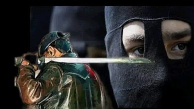 صورة عصابة مدججة بالسيوف تثير الرعب بمدينة بوزنيقة