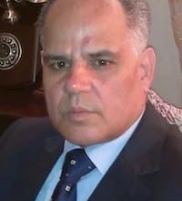 صورة ما بين جحيم غزة وجحيم المهجر