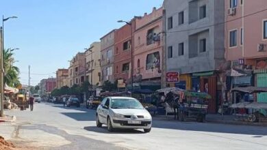 صورة الكارة : أزمة المرافق الصحية و غياب التخطيط وامتهان الكرامة الإنسانية