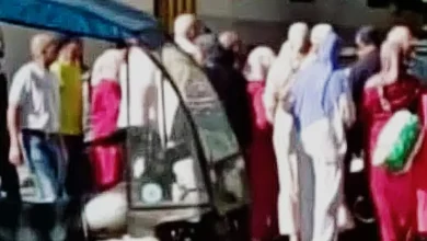 صورة طنجة… متشردة تعتدي بـ”الماء القاطع” على سيدة وتصيبها بحروق خطيرة