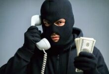 صورة كرسيف… “ألو.. راك ربحتي معنا” تطيح بعصابة للنصب الإلكتروني