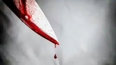 صورة بالمحمدية.. أم تُنهي حياة ابنها وتسلّم نفسها للأمن