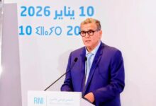 صورة أخنوش يعلن عن قراره عدم الترشح لولاية ثالثة على رأس حزب “الأحرار”