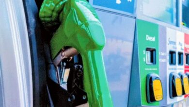 صورة أسعار البنزين في أمريكا تكسر حاجز الـ 4 دولارات!