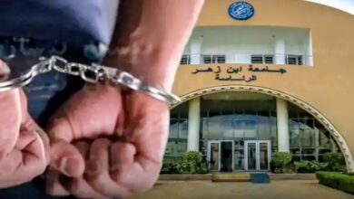 صورة ملف بيع “شواهد الماستر”..4 سنوات سجناً للأستاذ “قيلش” وإدانات لزوجته ومسؤول قضائي