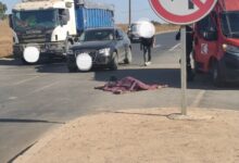 صورة فاجعة طرقية ببنسليمان: حادثة سير مروعة تودي بحياة شاب وتجدد مطالب الحذر والالتزام بقانون السير.