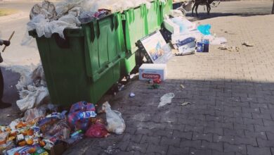 صورة بنسليمان غارقة في النفايات.. ولجنة التتبع في “سبات عميق” والساكنة تستنجد بعامل الإقليم