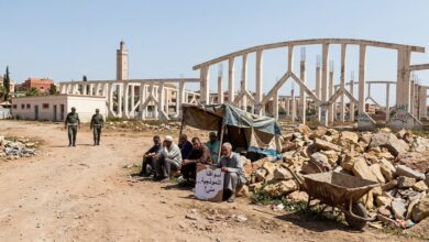 صورة بنسليمان: معاناة التجار الجائلين تتواصل في غياب أسواق نموذجية ومطالب ملحة بتحقيق عاجل في تعثر سوق للامريم
